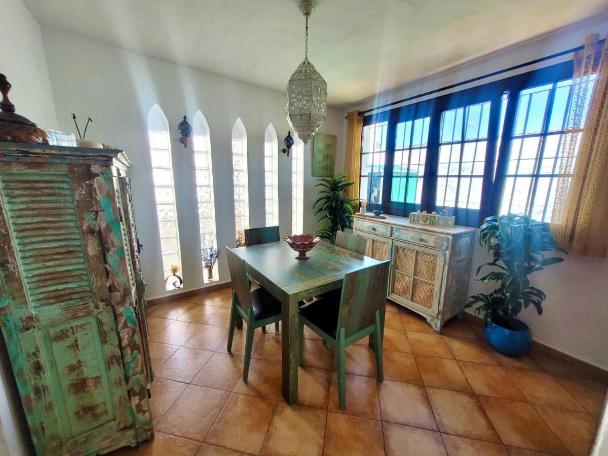 Gatu Premium Villa Lurberri Piscina Privada, 4 Dormitorios, 2 Banos, Parking , Jardines, " Preferente Mayores De 25 Anos Y Familias " In Y Barbacoa Чиклана-де-ла-Фронтера Экстерьер фото